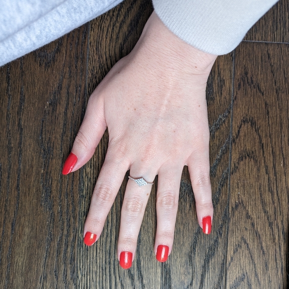 Charmed Aroma Dainty Ring & Necklace Set | Golden Sunrise Candle Collect… - Picture 8 of 9